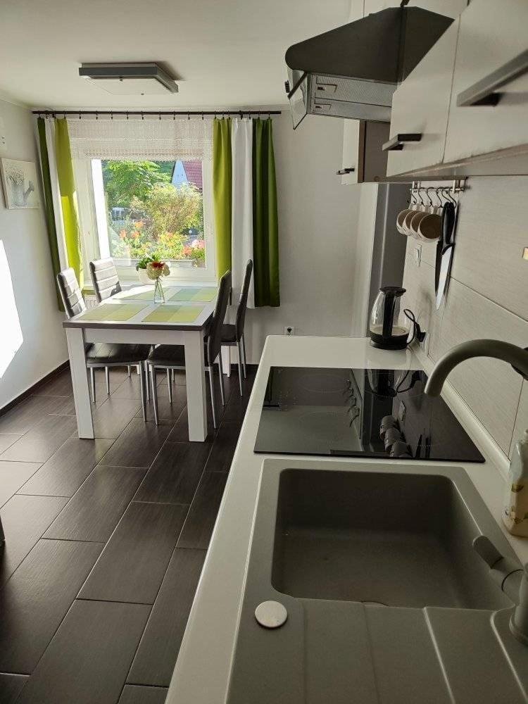 Aura Apartment Lewin Klodzki ภายนอก รูปภาพ